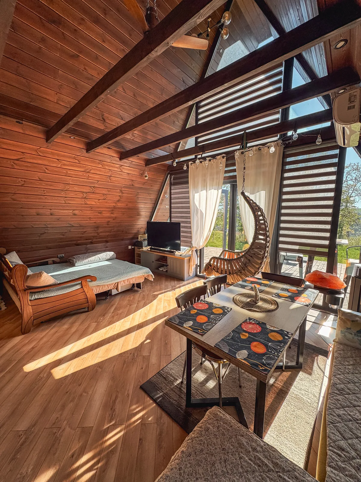 A-Frame 2+2, A-frame pe 2 nivele cu mansardă, pentru 2-4 adulți — Saharna-Țiglău, Saharna — foto 4