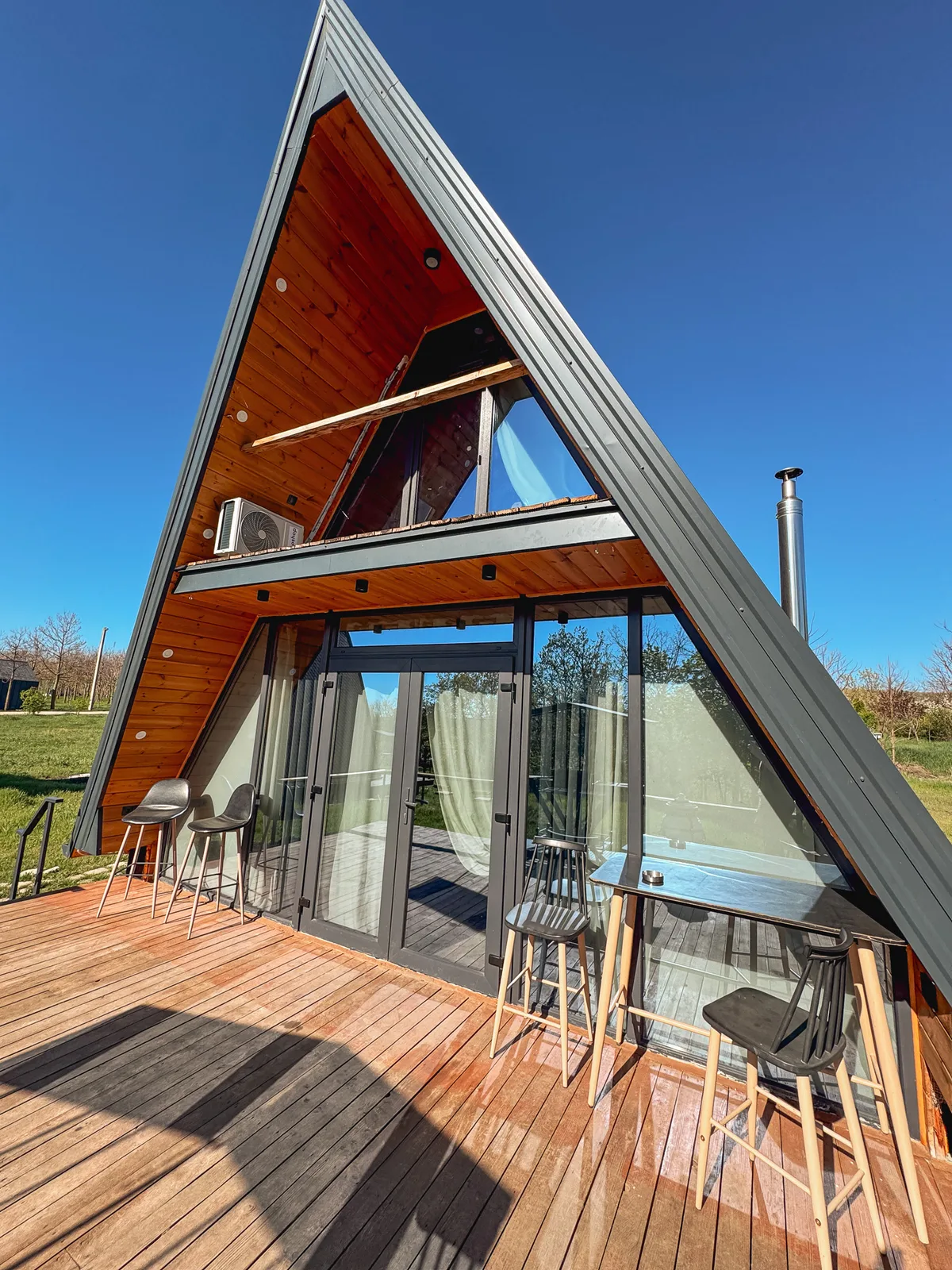 A-Frame 2+4, cu mansardă, ciubăr și BBQ — Saharna-Țiglău, Saharna — foto 1